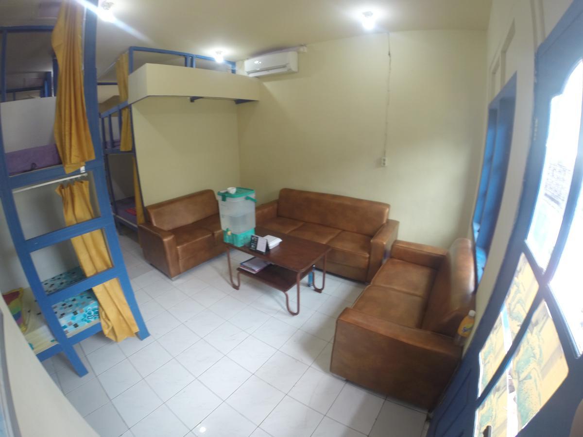 Centro Hostel Labuan Bajo Exterior foto